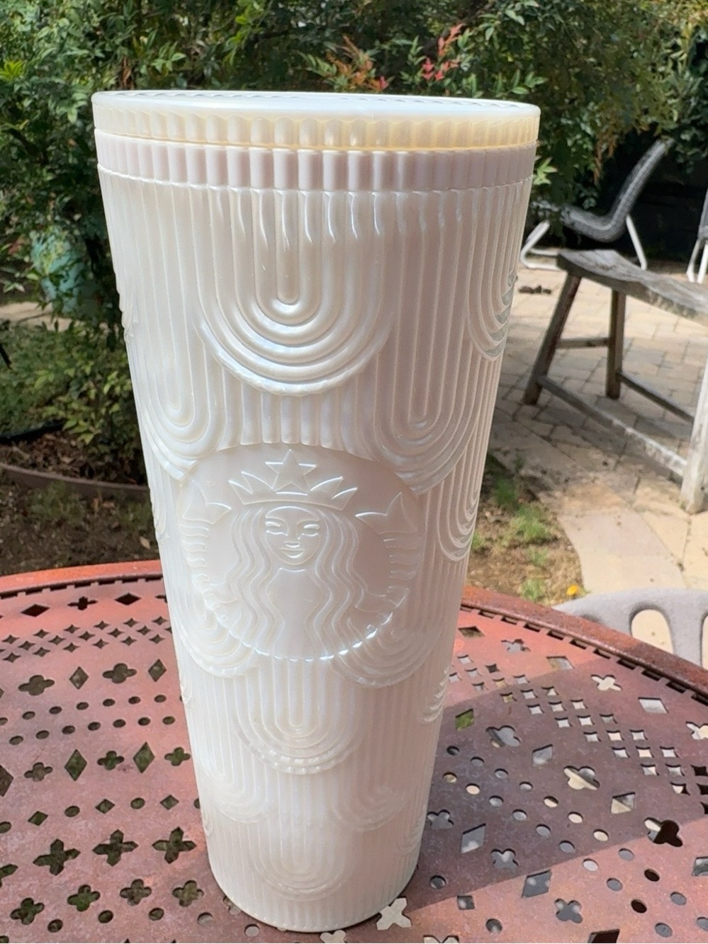 Starbucks 2022 White Pearl Siren Scales Tumbler 24 oz